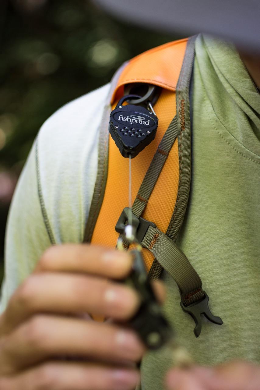 Caddis Fly Arrowhead Retractors