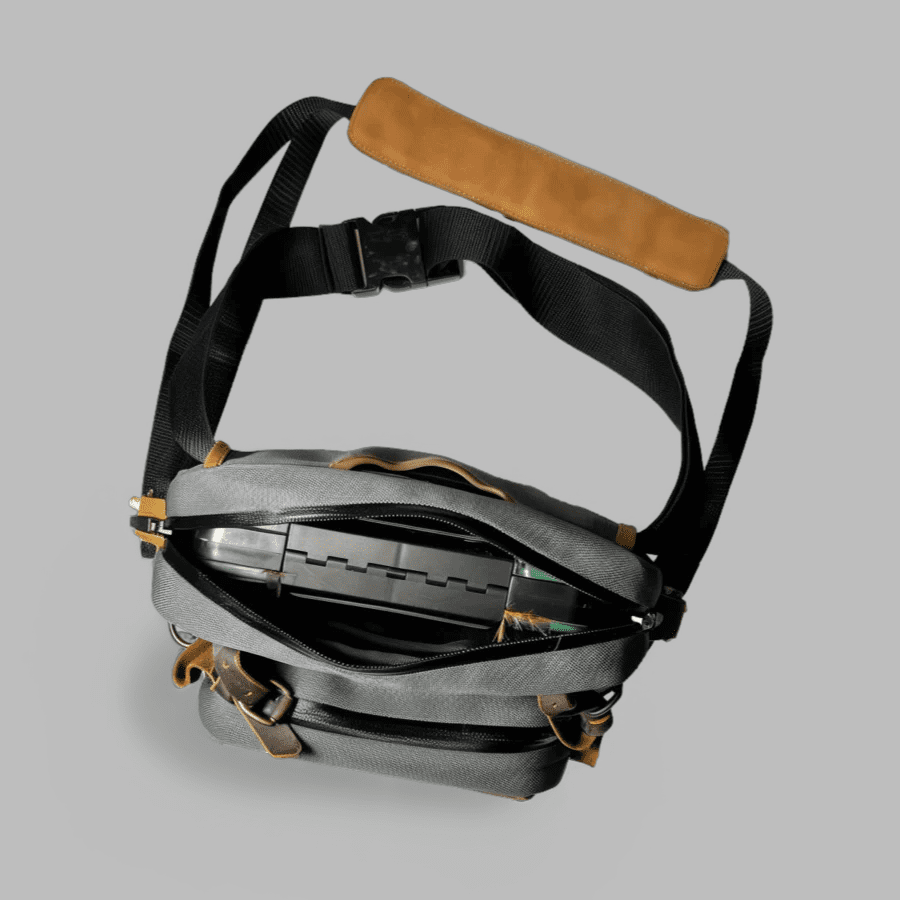 Caddis Fly Revel Fly Fish Riffle Pack