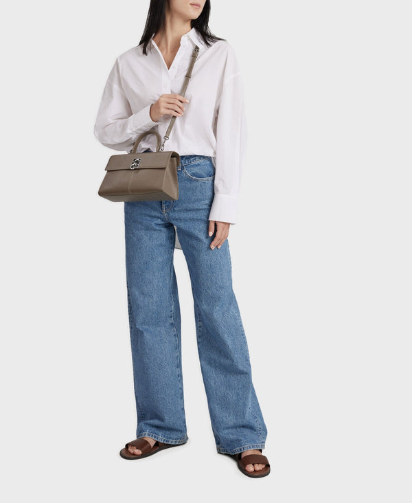 Cafuné Medium Stance - Brownstone