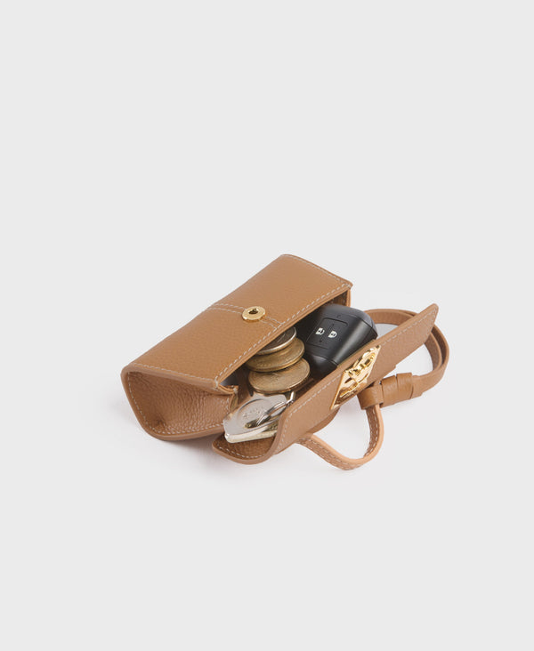 Cafuné Micro Stance Charm - Pecan