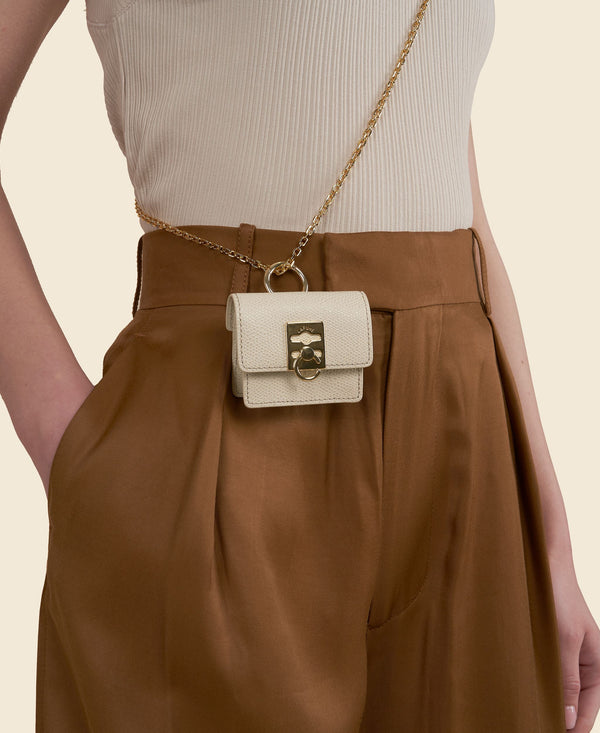 Cafuné Stance Pod AirPods Case - Mushroom