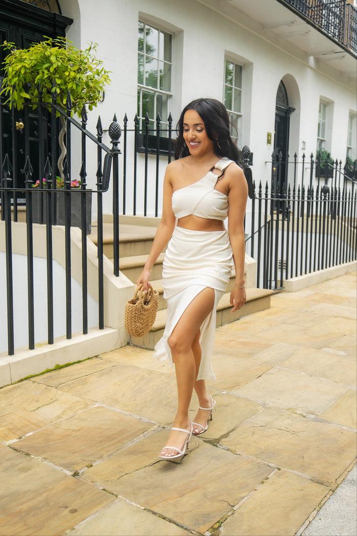 Caipora Ipanema Petite One-Shoulder Crop Top