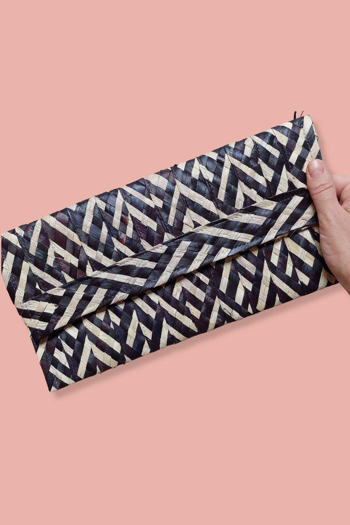 caipora Palm Leaf Straw Clutch