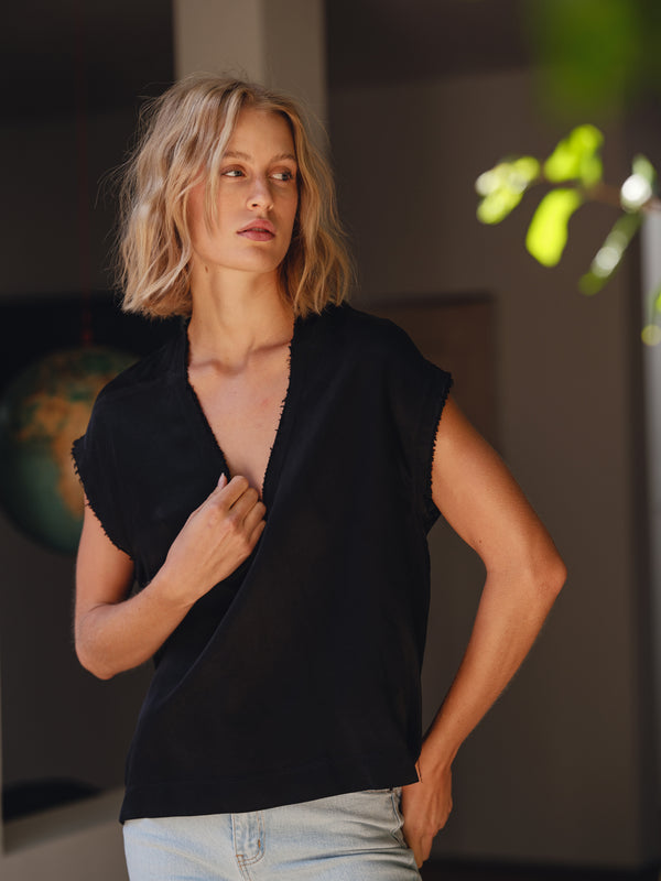 Cali Dreaming James Tee