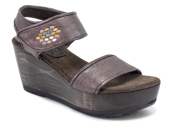 Calleen Cordero Bianca A20 Wedge Pewter Borello W/ Nickel Art