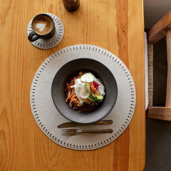 Calleen Cordero Ché Placemats (QTY 2 Pc) White Pearl Cracked W/ Nickel Art Set Of 2