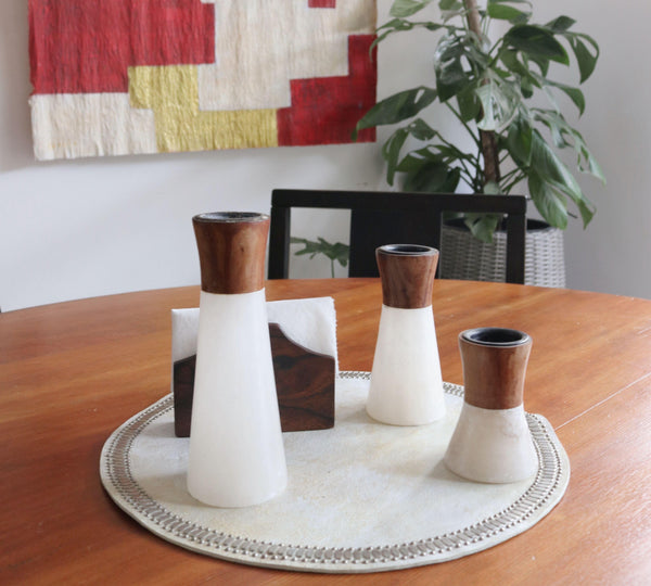 Calleen Cordero Concha Placemats (QTY 2 Pc) White Old Fashion W/ Nickel Art