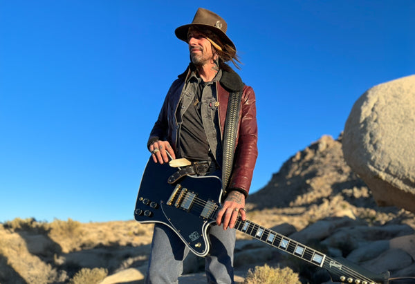 Calleen Cordero Concha S Guitar Strap Black Belmont W/ Brass Art