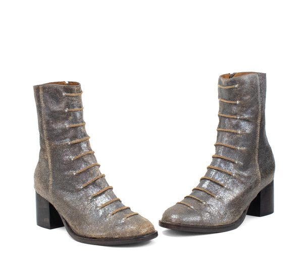 Calleen Cordero Roan Boot Steel Pearl Cracked W/ Nickel Art
