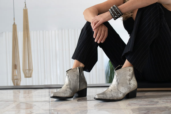 Calleen Cordero Sancha Milan Boot Platinum Hudson W/ Nickel Art