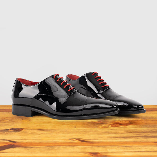 Calzoleria Toscana 4849 Calzoleria Toscana Patent Leather Cap Toe Black