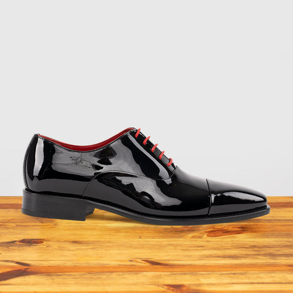 calzoleria toscana 4849 Calzoleria Toscana Patent Leather Cap Toe Black