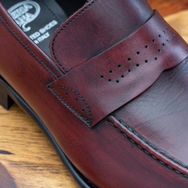 Calzoleria Toscana Q540 Calzoleria Toscana Wholecut Slip-On Porpora