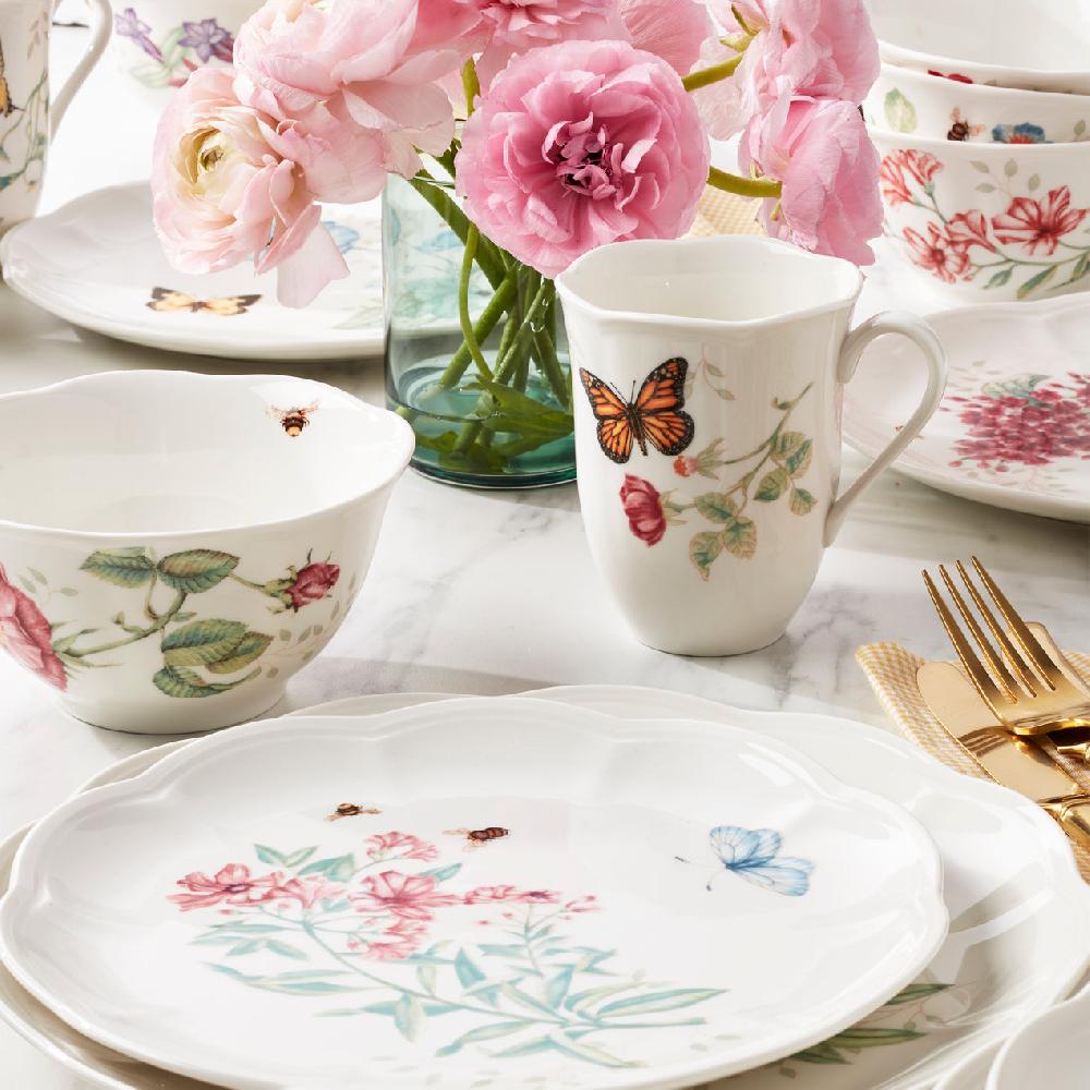 Cambridge Silversmiths Butterfly Meadow Monarch 24-Piece Dinnerware Set