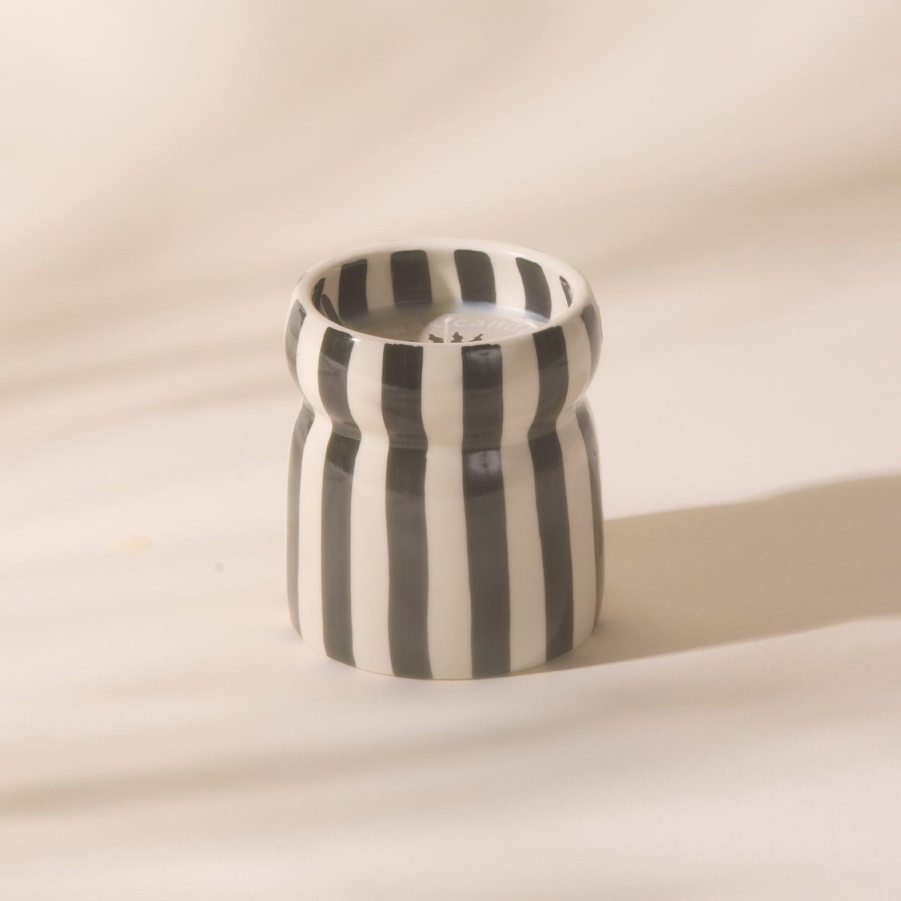 Cambridge Silversmiths Cabana Candle - Lava Stone 6.5OZ