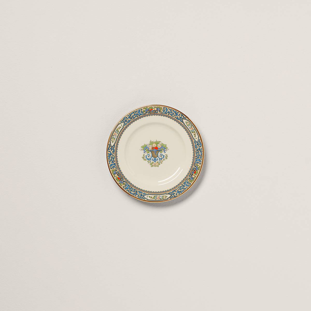 cambridge silversmiths Autumn Bread Plate