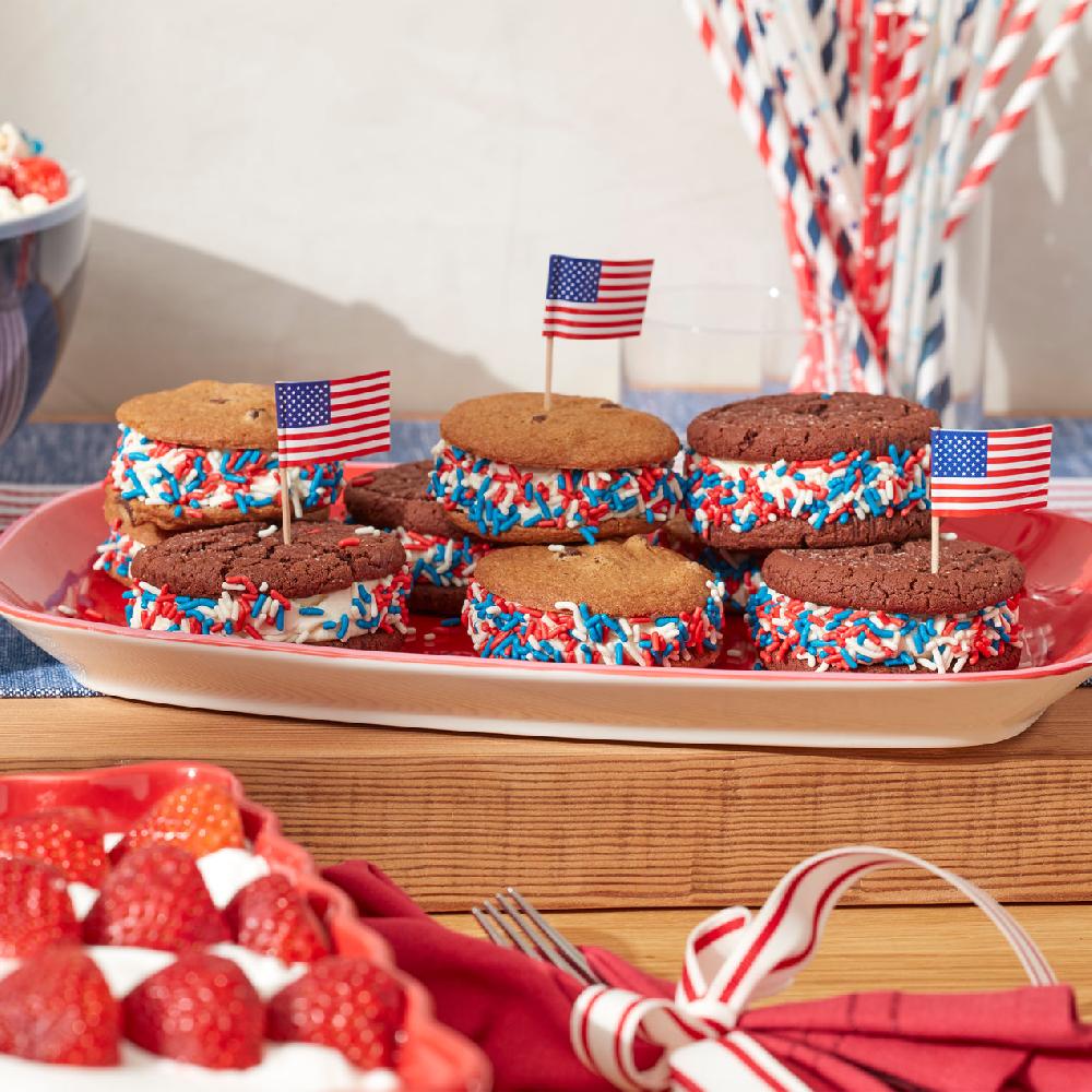 Cambridge Silversmiths Make It Pop Platter