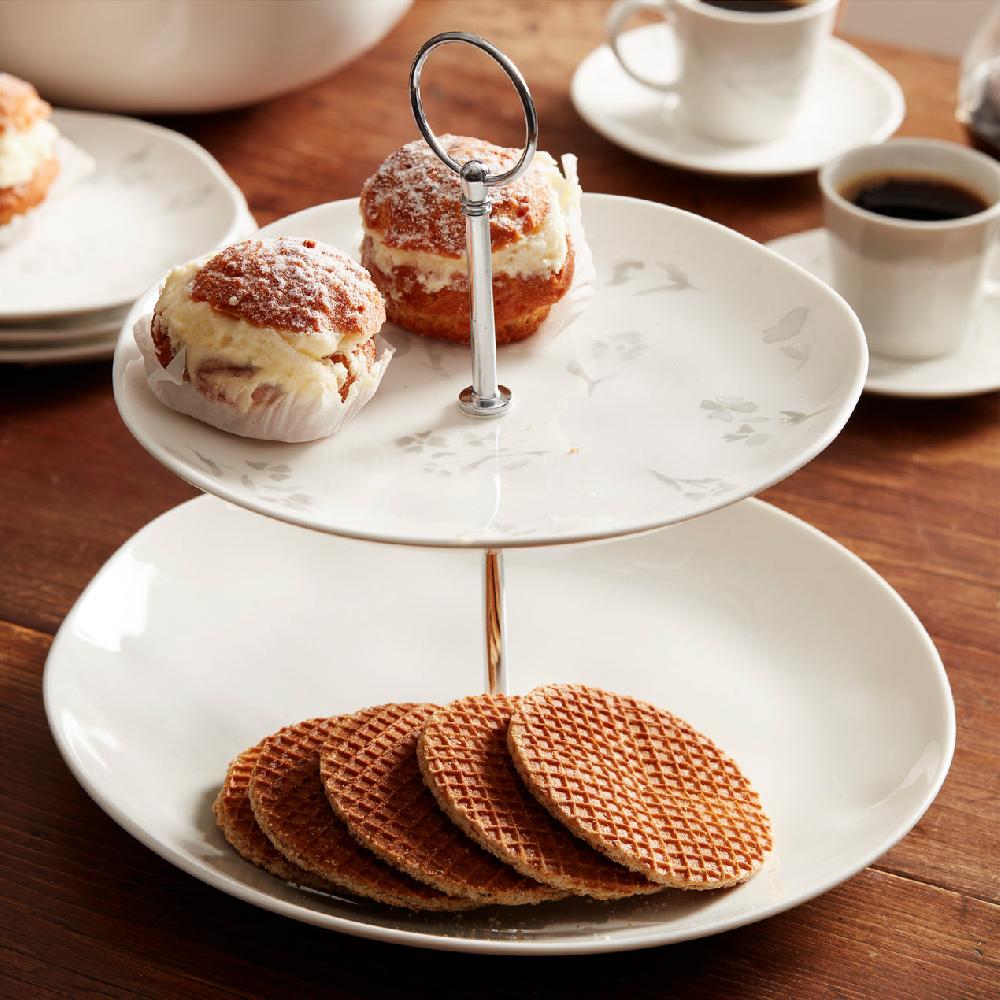 Cambridge Silversmiths Oyster Bay 2-Tiered Server