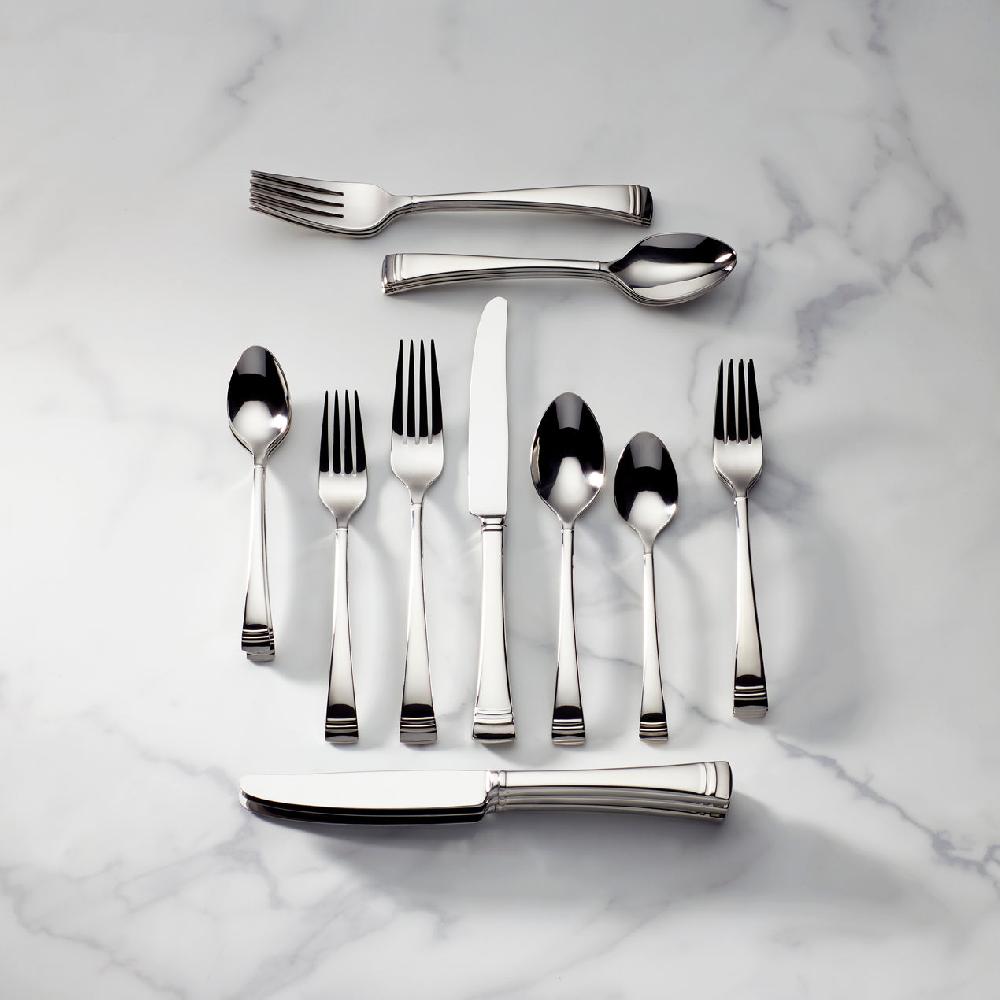 Cambridge Silversmiths Federal Platinum 20-Piece Flatware Set