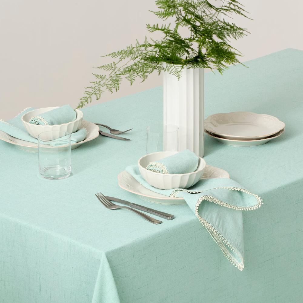 Cambridge Silversmiths French Perle Ice Blue Tablecloth