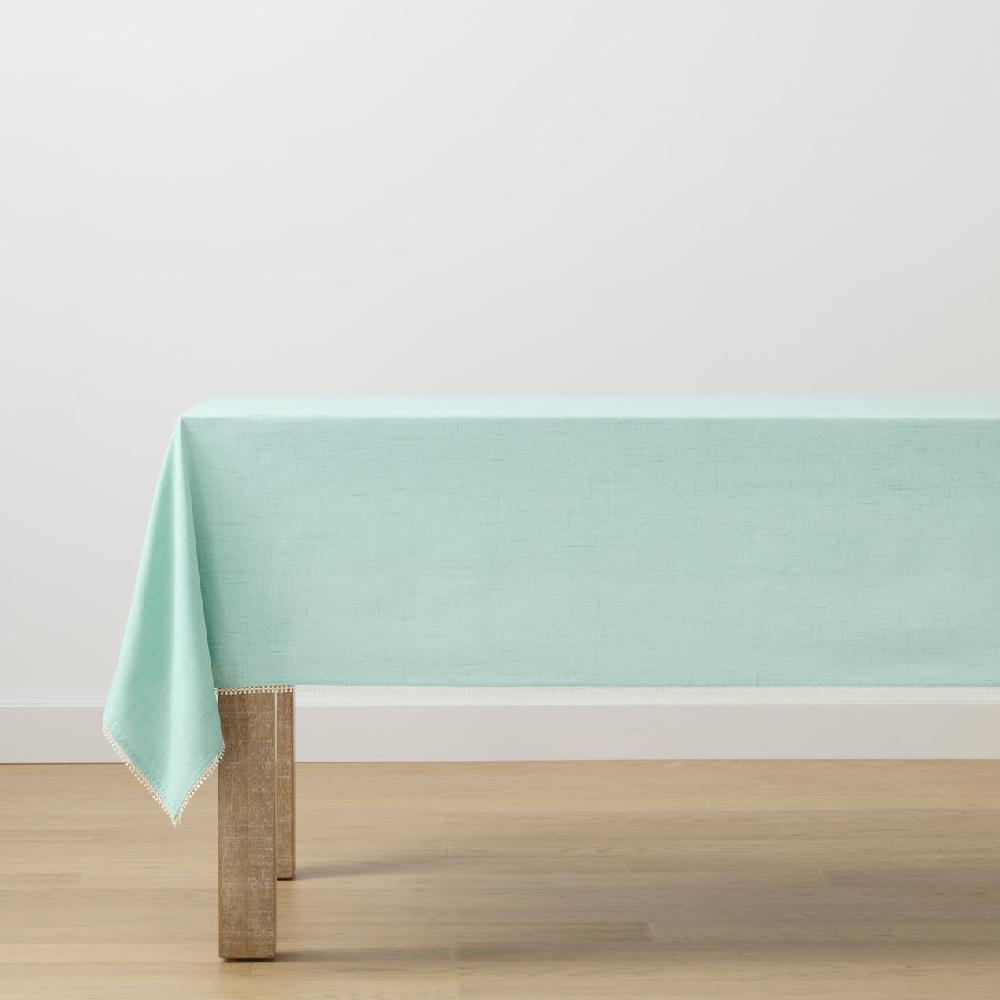 cambridge silversmiths French Perle Ice Blue Tablecloth