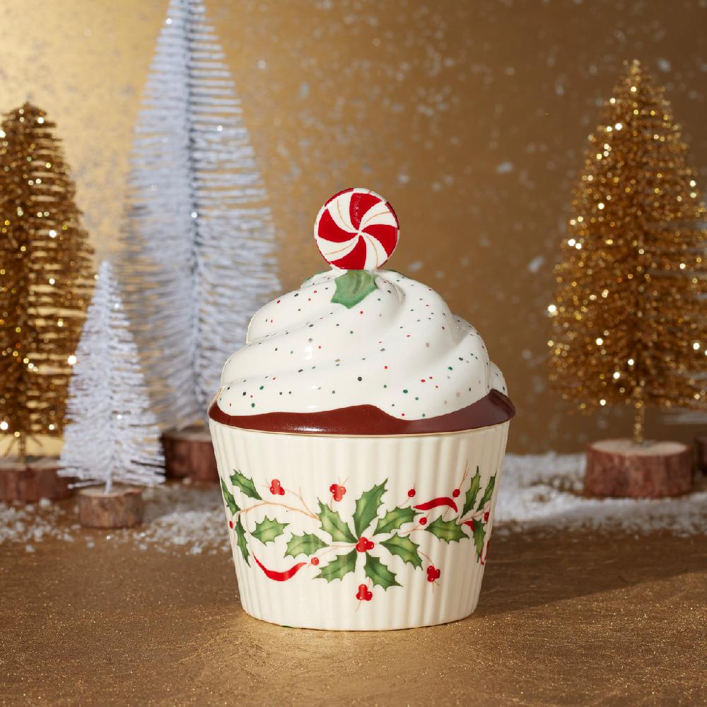 Cambridge Silversmiths Hosting The Holidays Bakeshop Cupcake Candy Dish