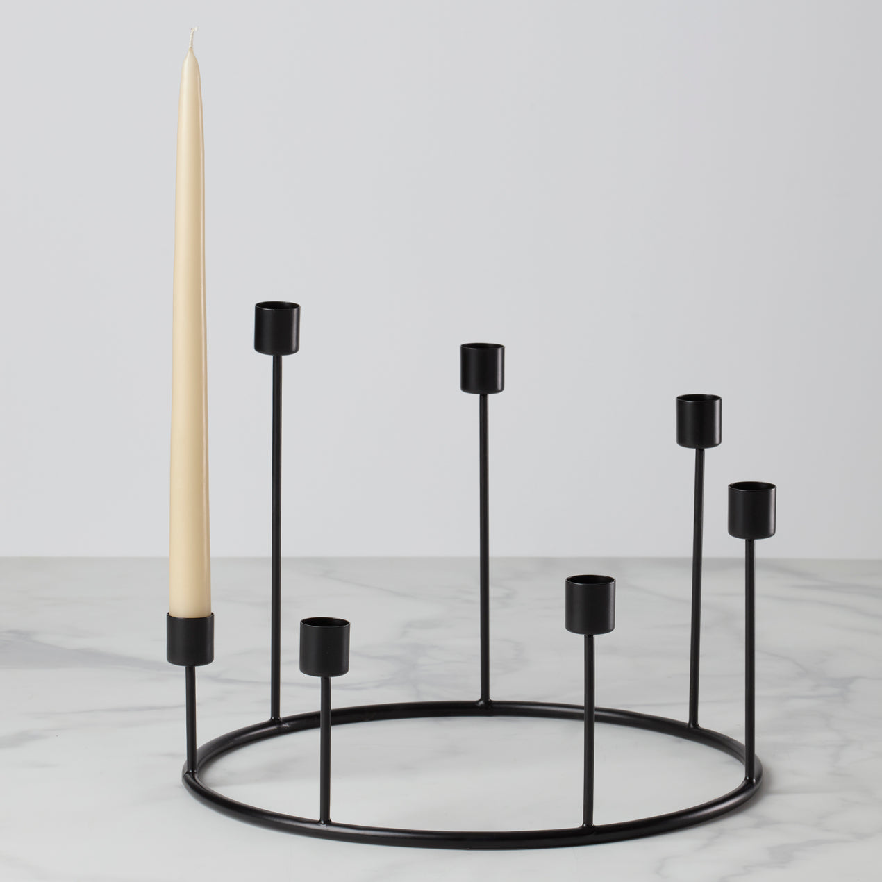 Cambridge Silversmiths Kent Large Black Candlestick Wreath