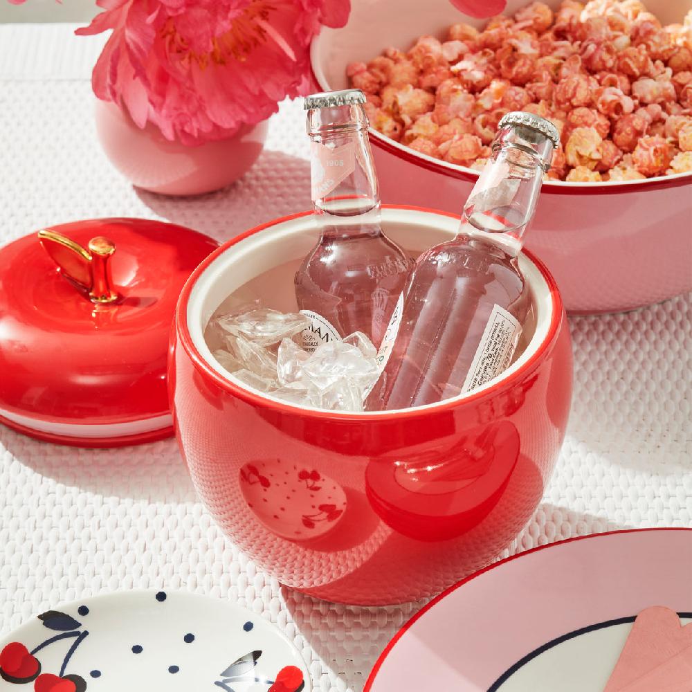 Cambridge Silversmiths Knock On Wood Apple Cookie Jar