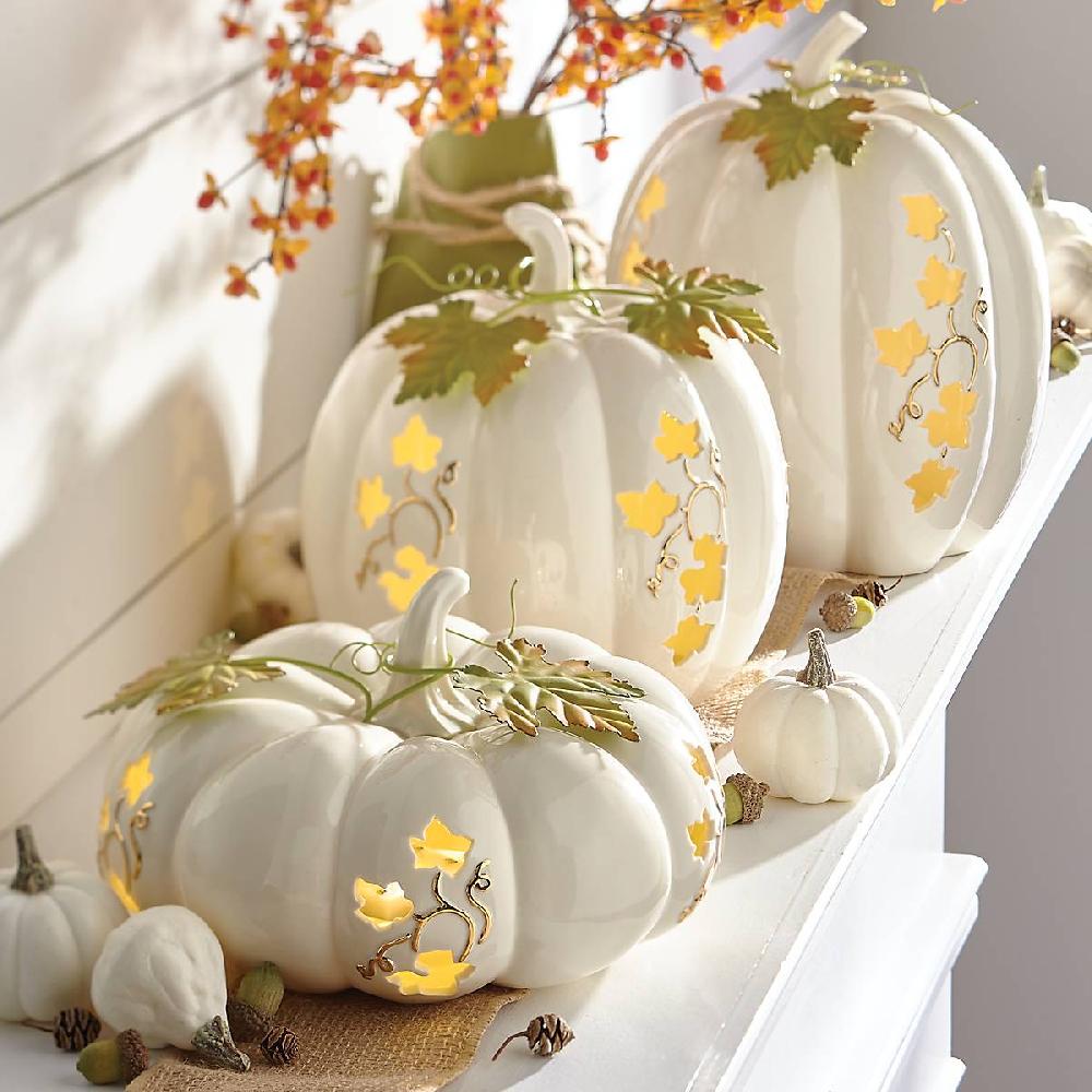 Cambridge Silversmiths Lighted Pumpkin Small Centerpiece
