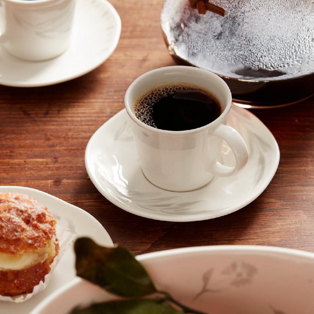 Cambridge Silversmiths Oyster Bay 8-Piece Espresso Cup & Saucer Set