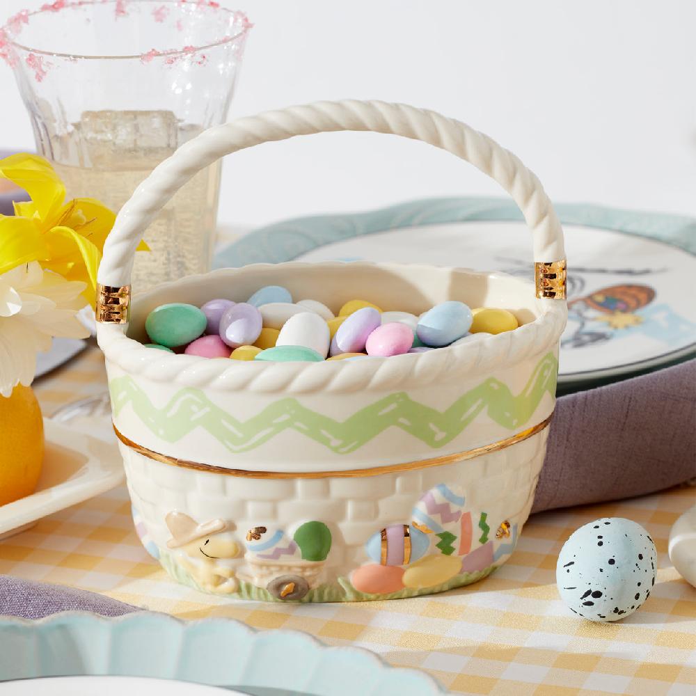 Cambridge Silversmiths Peanuts Easter Snoopy & Woodstock Basket
