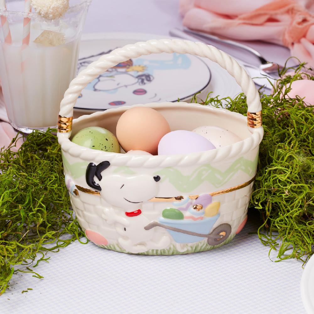 Cambridge Silversmiths Peanuts Easter Snoopy & Woodstock Basket