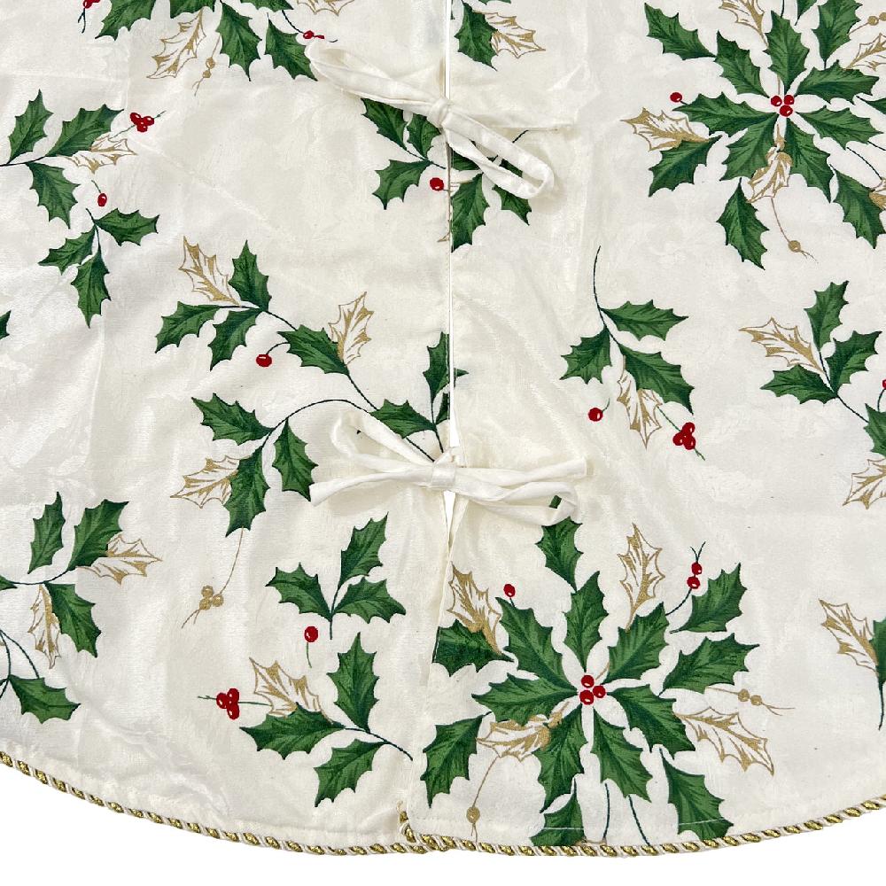 Cambridge Silversmiths Scattered Holly Holiday Tree Skirt