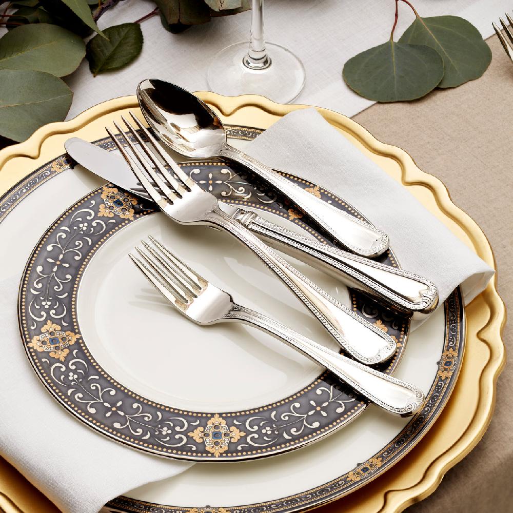 Cambridge Silversmiths Vintage Jewel 20-Piece Flatware Set