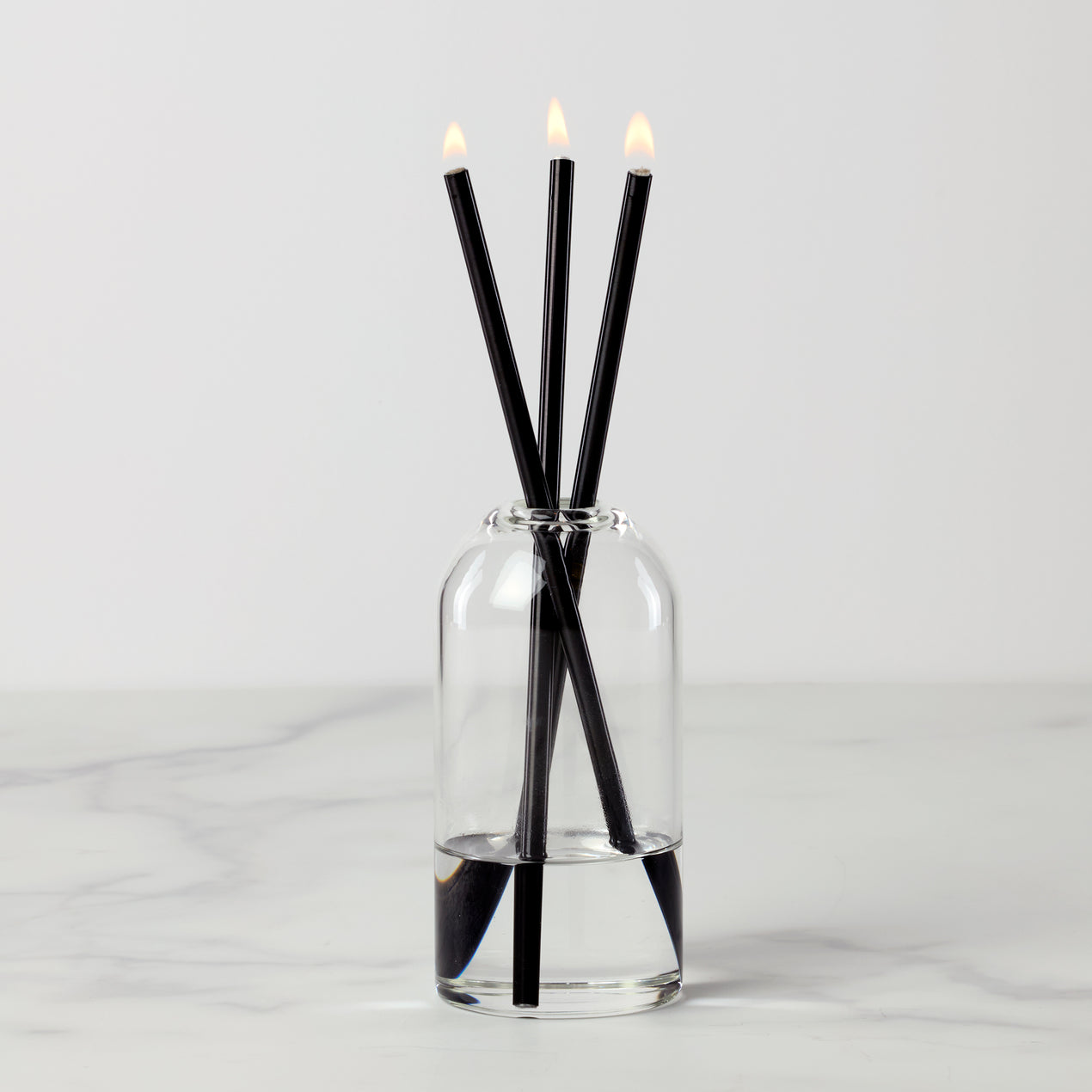 cambridge silversmiths Wylie Signature Everlasting Candle - Clear/Black