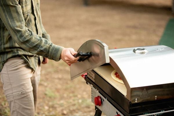 Camp Chef Artisan Pizza Oven 16