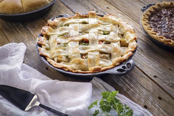 Camp Chef Cast Iron Pie Pan