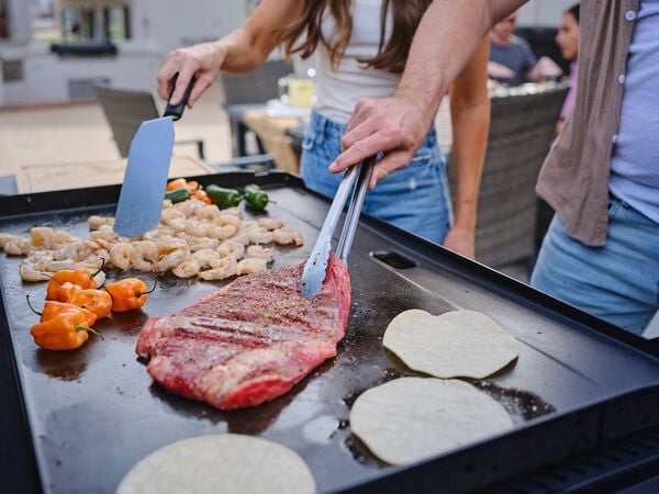 Camp Chef Gridiron Pro