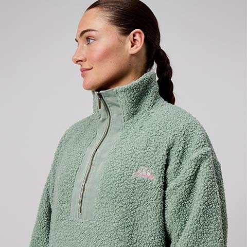 Canterbury Of New Zealand WOMENS SCENE-SET QUARTER ZIP GREEN