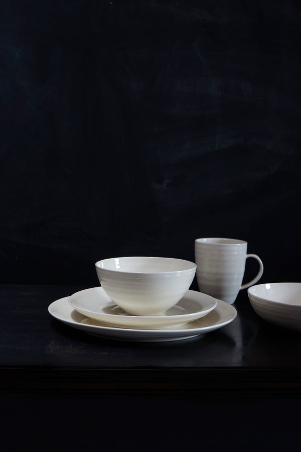 Canvas Home Daniel Smith Serving Bowl - Ivory