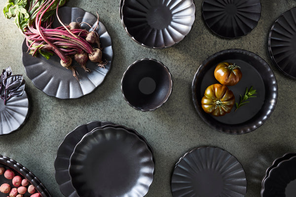 Canvas Home Lafayette Round Noir Stoneware Baker