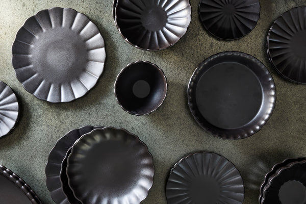 Canvas Home Lafayette Round Noir Stoneware Baker