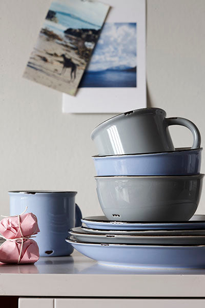 Canvas Home Tinware Mug In Light Grey - Set Of 4