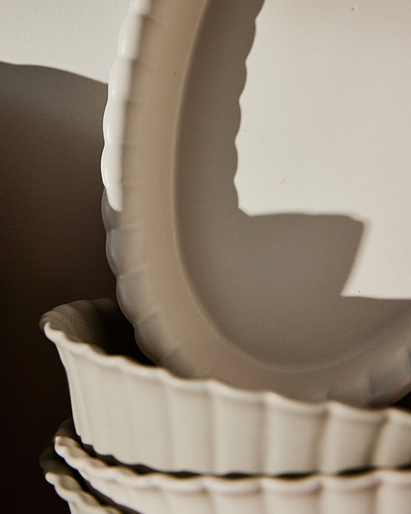 Canvas Home Lafayette Round Pearl White Stoneware Baker