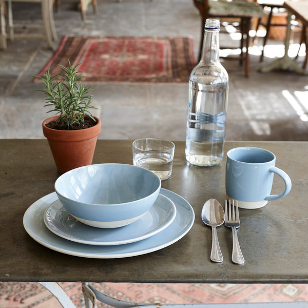 Canvas Home Shell Bisque Blue Porcelain 16 Piece Dinnerware Set Service For 4