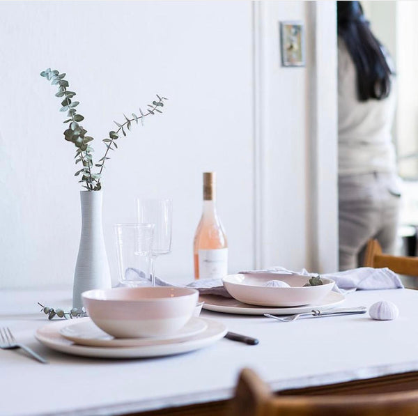 Canvas Home Shell Bisque Soft Pink Porcelain 16 Piece Dinnerware Set Service For 4