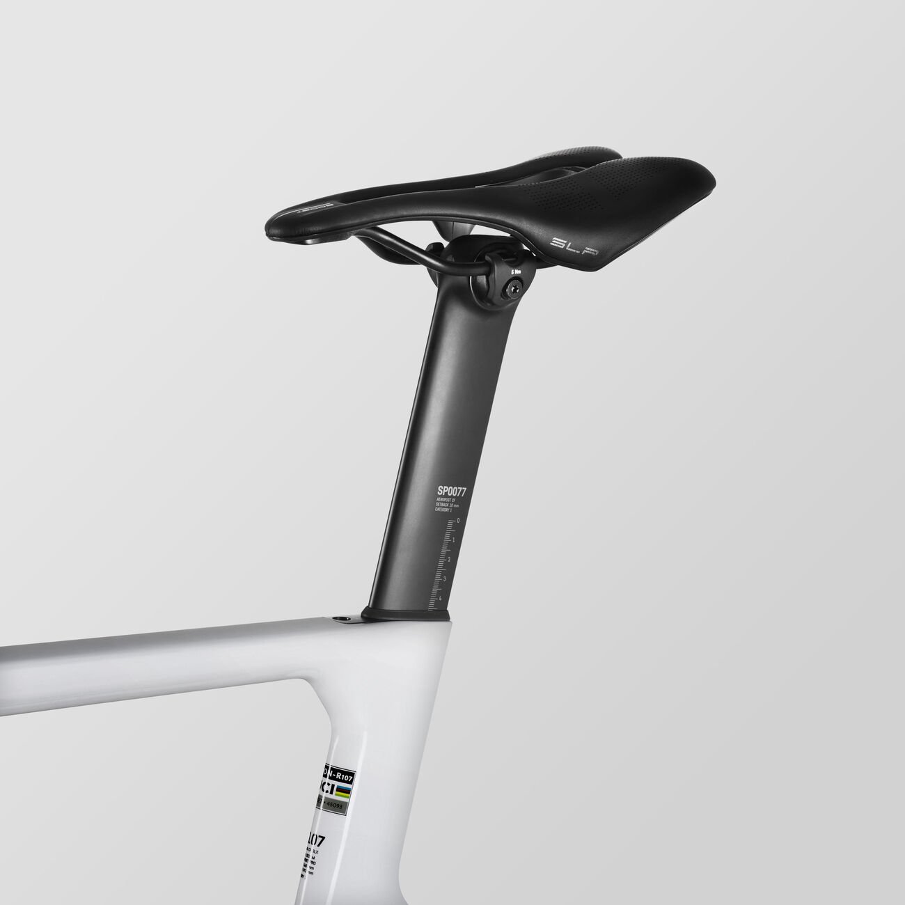 Canyon Aeroad CF SLX 7 Di2 Crystal White