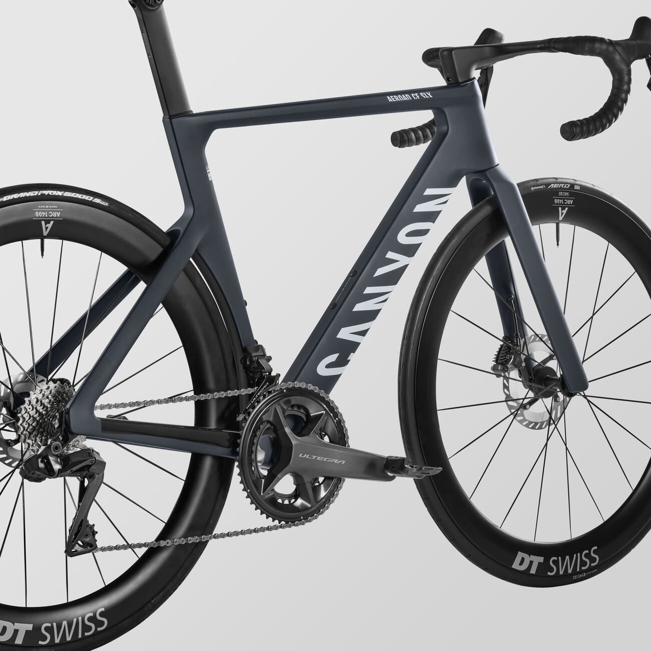 Canyon Aeroad CF SLX 8 Di2 Crystal White