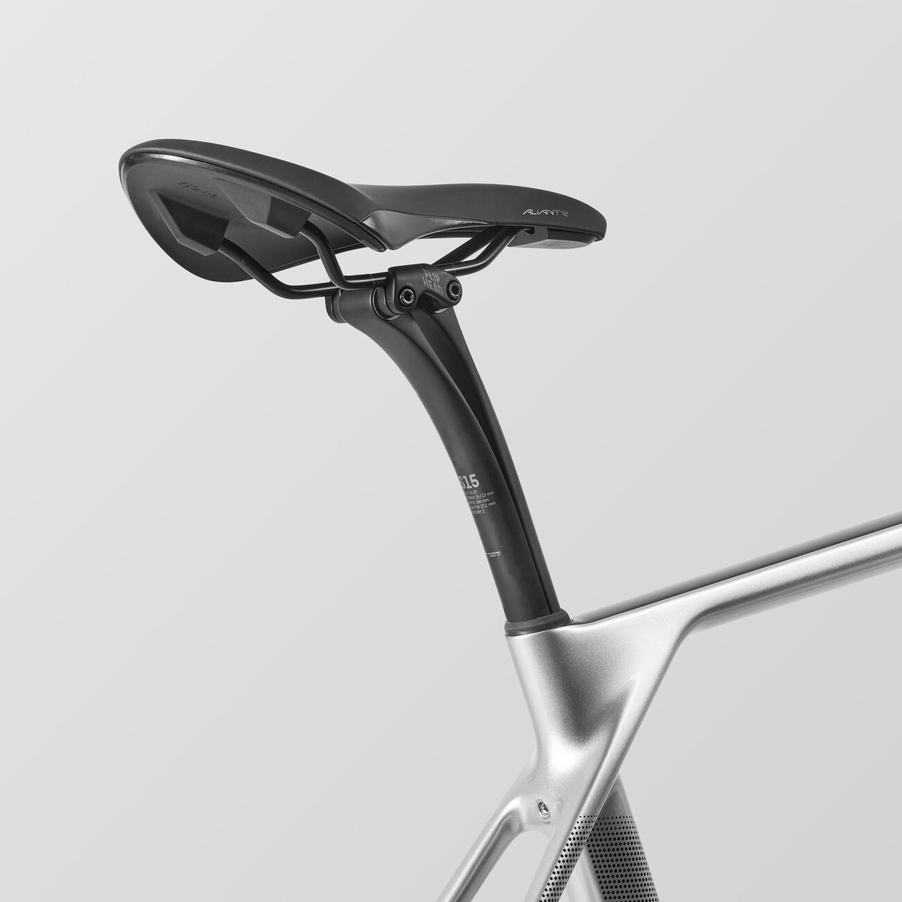 Canyon Endurace CF SLX 7 Di2 Chrome Whisper