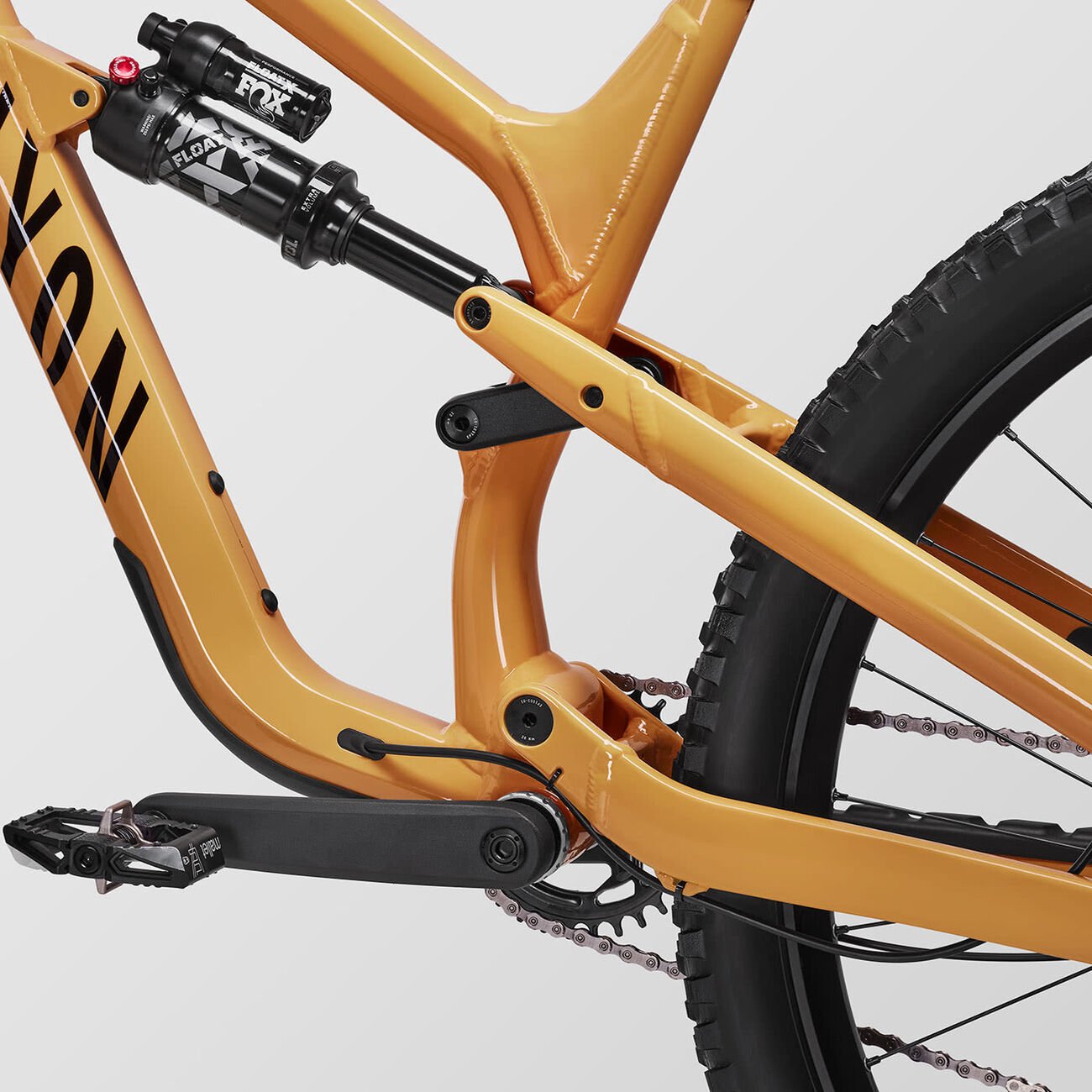 Canyon Spectral 6 Dark Honey